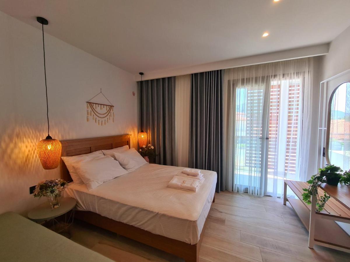 Vrasná Alkion Boutique Livingアパートホテル エクステリア 写真