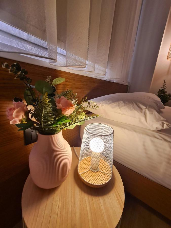 Vrasná Alkion Boutique Livingアパートホテル エクステリア 写真