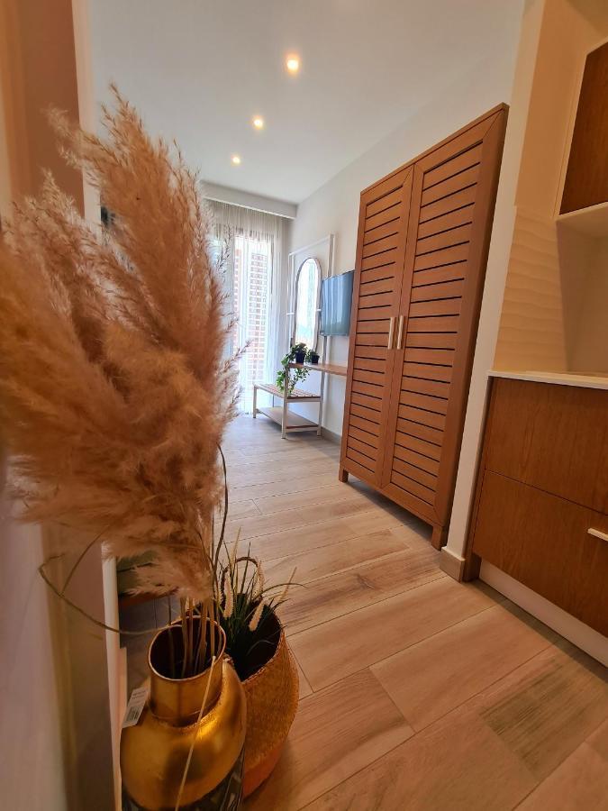 Vrasná Alkion Boutique Livingアパートホテル エクステリア 写真