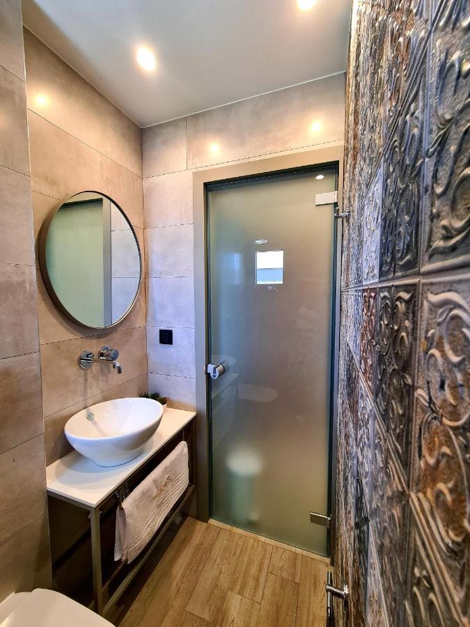 Vrasná Alkion Boutique Livingアパートホテル エクステリア 写真
